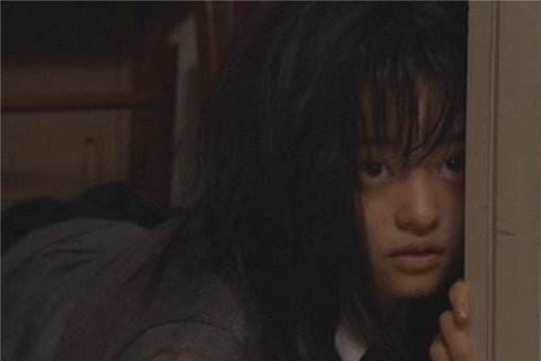 最吓人的日本电影:排名 午夜凶铃和鬼来电均上榜