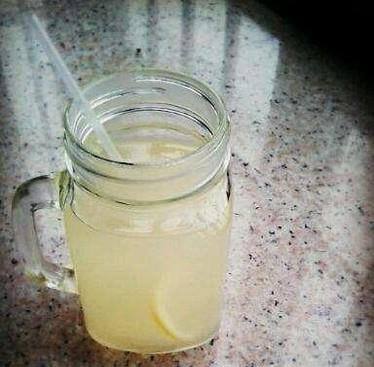 柠檬干片泡水的方法