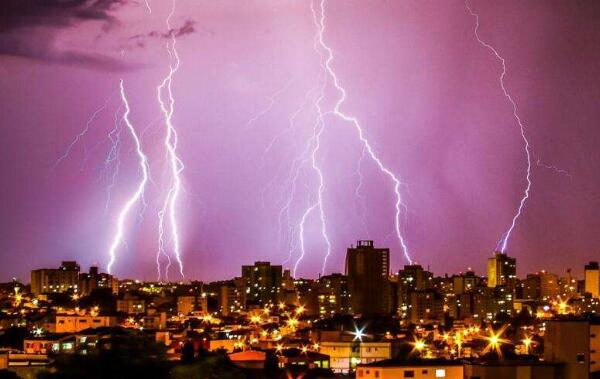 世界上闪电最多的地方 巴西每年最多7000万次闪电