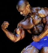 世界健美第一人 罗尼.库尔曼 被称世界上肌肉最强的巨人