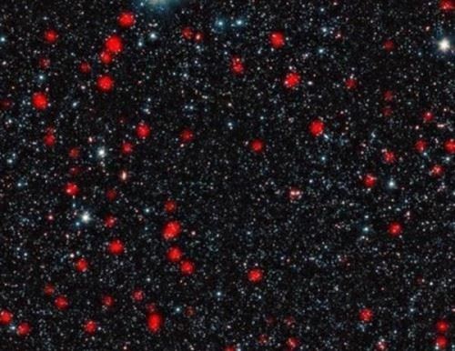 星暴星系之谜 黑洞竟然是星爆星系产生的