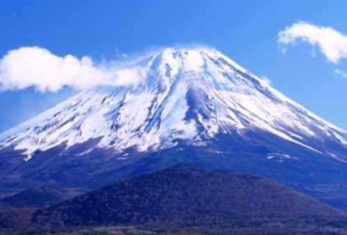 富士山下为什么？恐怖？每年自杀死亡人数成百上千