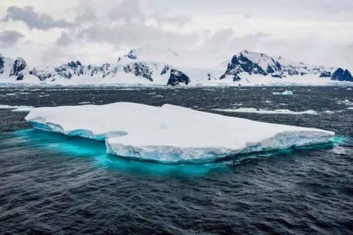 南极不冻湖为什么不会结冰 南极不冻湖的奇异现象