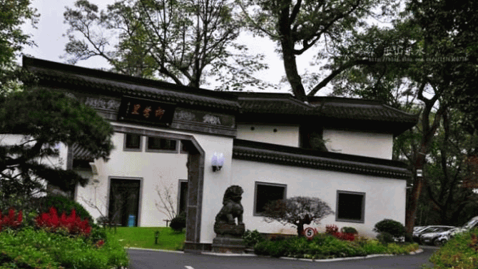 【壕专属】杭州十大豪宅排名：一辈子都买不起的豪华别墅！