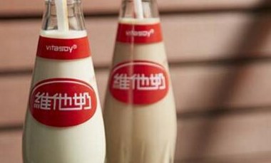 中国十大液态奶品牌排行榜 蒙牛夺冠 伊利屈居第二