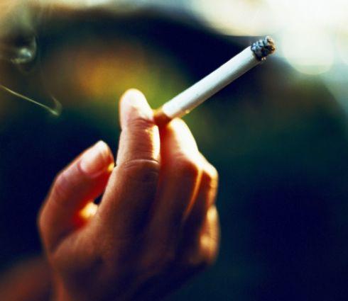 世界上最贵的香烟，抽一包一套房子就没了，你暴富后会买来抽吗？